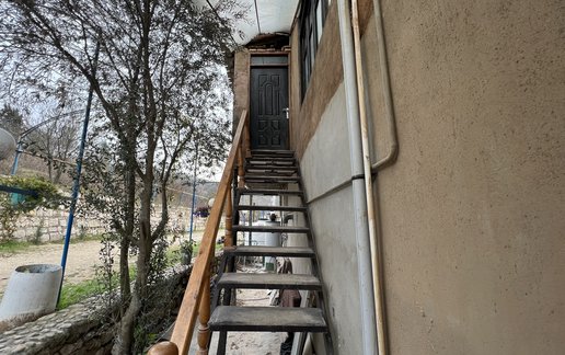 اجاره اقامتگاه سنتی گل باغ باران - واحد گل یاس