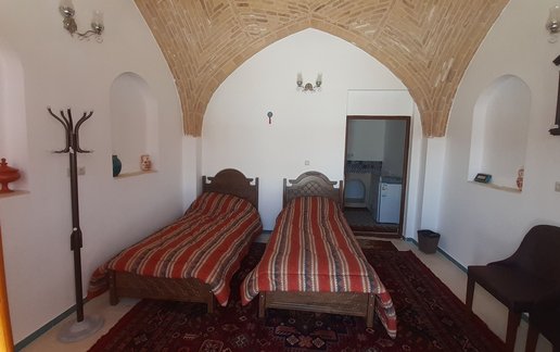 اجاره بوم گردی میرزاتقی - واحد آفتاب