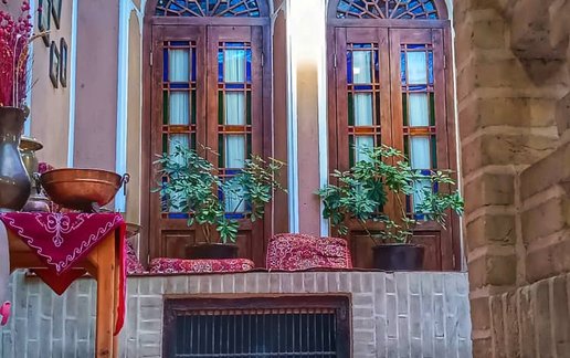اجاره بوم گردی تاج الملوک - واحد سوسن