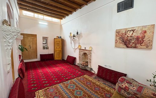 رزرو اقامتگاه سنتی عمارت ضیغمی - واحد شاهنشین