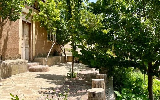 اجاره بوم گردی روز یه - واحد سولا