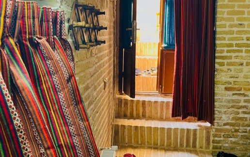 اجاره بوم گردی عمارت گلابگیر - واحد 8 گلاب