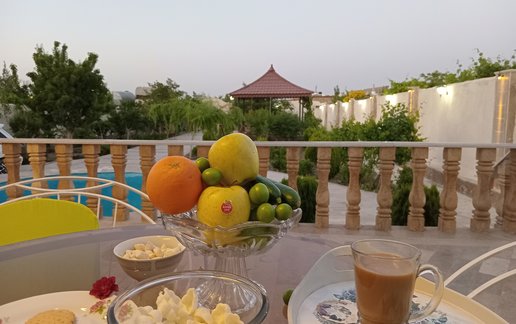 اجاره ویلا دوخوابه باغ کاخ استخردار