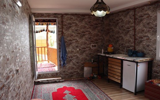 اجاره بوم گردی عمارت اوغول جان - واحد استخردار