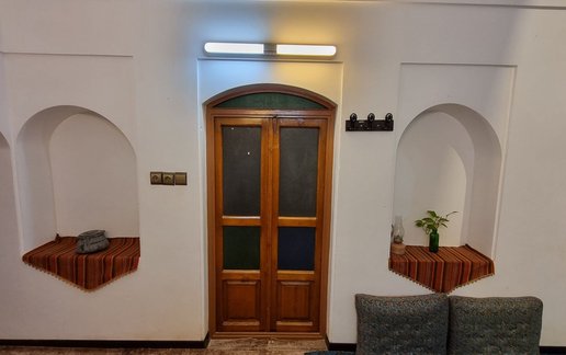 رزرو بوم گردی شاطربمان - واحد آقاجون
