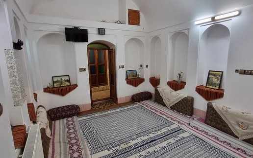 رزرو بوم گردی شاطربمان - واحد شاهنشین