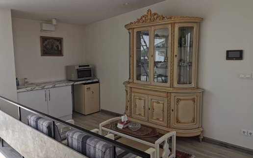 اجاره ویلا سه خوابه استخردار پیک نیک هوای پاک