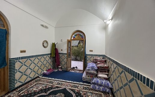 اجاره بوم گردی باغ دلگشا - واحد سنتی 1