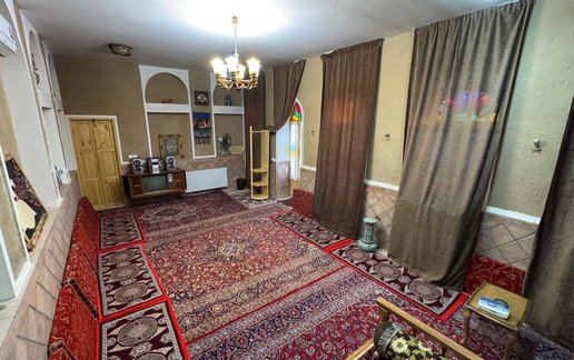 رزرو بوم گردی عمارت میرزا مهدی خان - واحد ۳۲متری