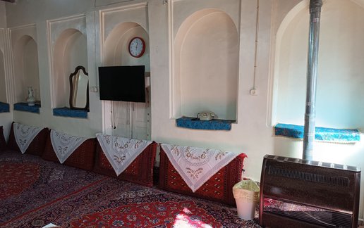 اجاره اقامتگاه سنتی دمواژه - واحد سه دری