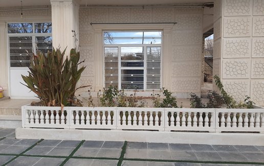 رزرو ویلا یک خوابه خانه باغ سپیدان