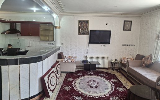 اجاره سوئیت دوخوابه زریبار