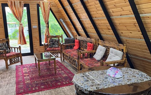 کلبه یک خوابه سوئیسی رونیا