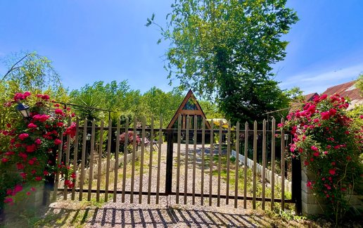 کلبه یک خوابه سوئیسی رونیا