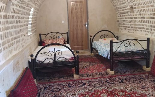 اجاره بوم گردی قلعه سفید طاقی - واحد 2