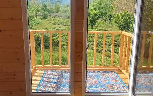 رزرو کلبه یک خوابه سوئیسی جنگلی بلوط 1