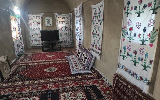 اجاره بوم گردی رستم زادگان سیستان - بالا خانه