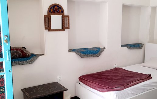 اجاره اقامتگاه سنتی طاها - واحد ۷
