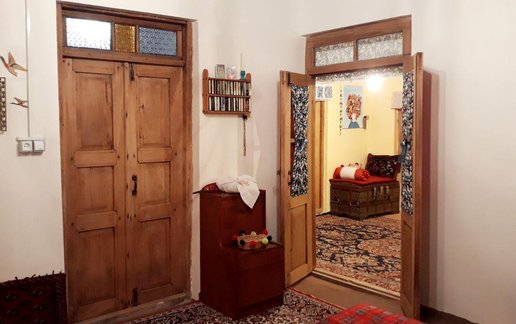 اجاره بوم گردی آوش - کلبه راش، واحد آبی