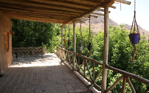 اجاره بوم گردی کوچه باغ باصفا واحد یک