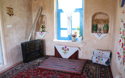 اجاره بوم گردی کوچه باغ باصفا واحد یک