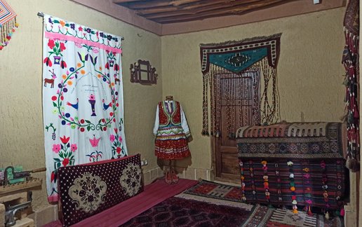 اجاره بوم گردی وارگه امیدیه - واحد تاریخی