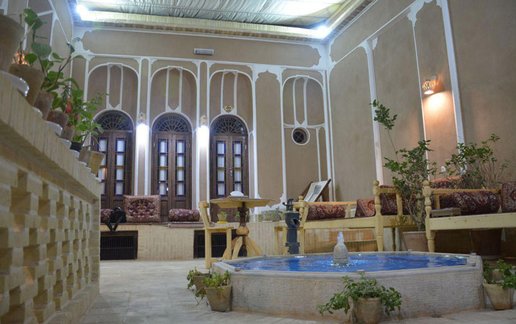 رزرو بوم گردی تاج الملوک - واحد سوسن
