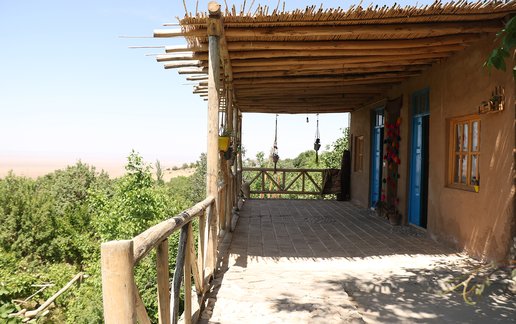 اجاره بوم گردی کوچه باغ باصفا واحد یک