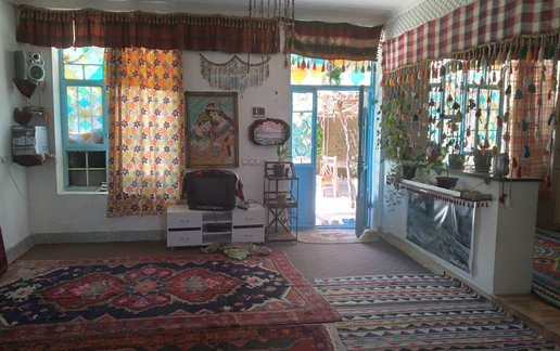 رزرو بوم گردی فلت چهار طاقی