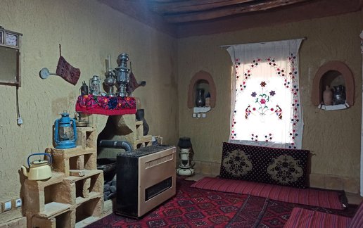 اجاره بوم گردی وارگه امیدیه - واحد تاریخی