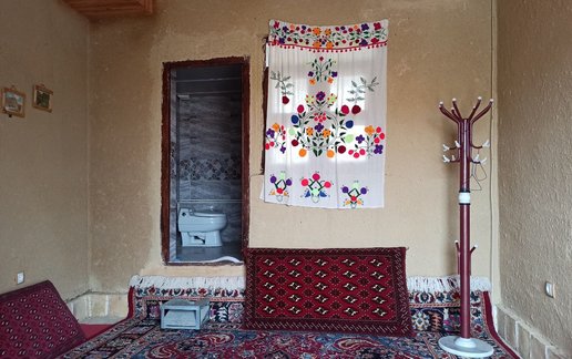 رزرو بوم گردی وارگه امیدیه - واحد خالتی