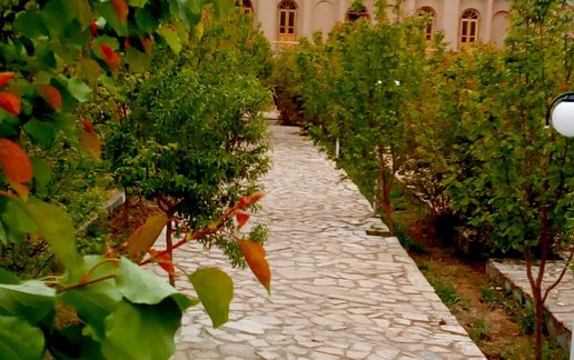 اجاره بوم گردی خانه باغ صفا - واحد همکف