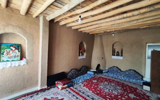 رزرو بوم گردی گیناش - واحد شبنم