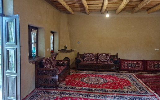 رزرو اقامتگاه سنتی بی بی خانم - واحد پذیرایی