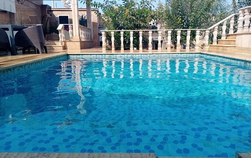 رزرو ویلا دوخوابه استخردار آبگرم اقاقیا شرقی