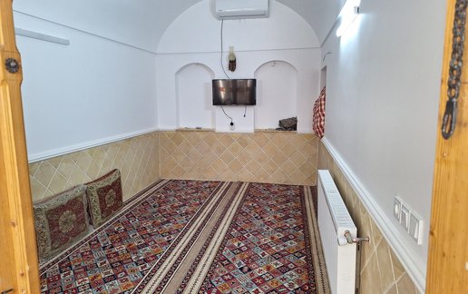 رزرو بوم گردی مِیبُدار - واحد ۱