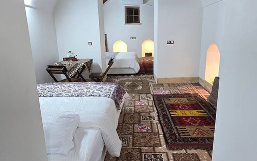 اجاره بوم گردی عمارت مهربانو - واحد ناز بانو