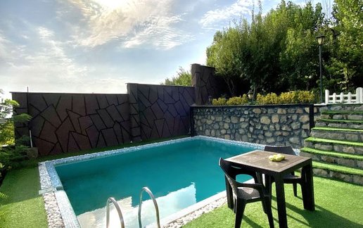 رزرو ویلا دوخوابه استخردار ابگرم خانه سبز