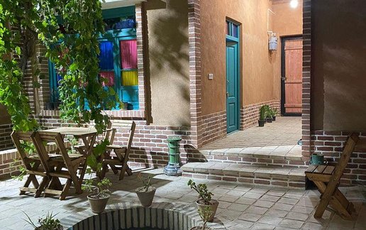 رزرو بوم گردی کاشانه بسطام - واحد سرخدار