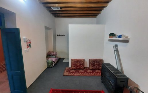 رزرو بوم گردی کاشانه بسطام - واحد سرخدار