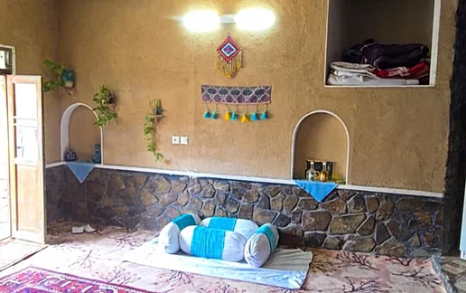 بوم گردی آرامش - واحد آفتاب گردان