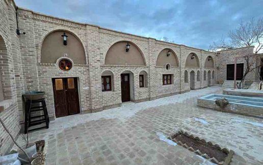 اجاره اقامتگاه سنتی بابابزرگ - واحد ایوان