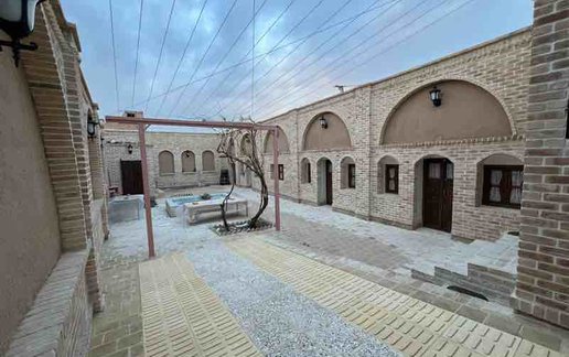 اجاره اقامتگاه سنتی بابابزرگ - واحد ایوان