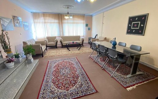 آپارتمان یک خوابه خانه انار