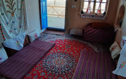 اجاره بوم گردی کوچه باغ باصفا واحد یک