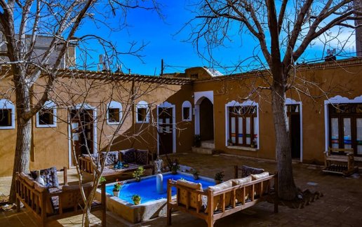 اجاره بوم گردی نی چشمه - واحد علی میرزا