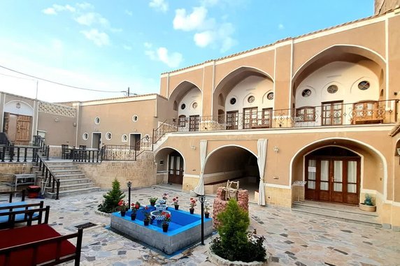 رزرو اقامتگاه سنتی برج کبوتر - واحد آرامش