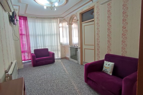 اجاره آپارتمان یک خوابه زرین واحد ۳۰۳