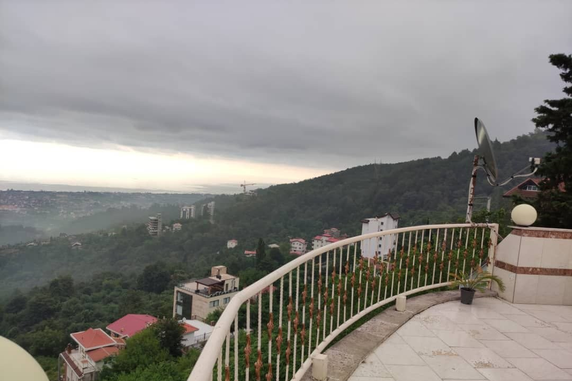 اجاره آپارتمان یک خوابه جنگلی چشم انداز ۵