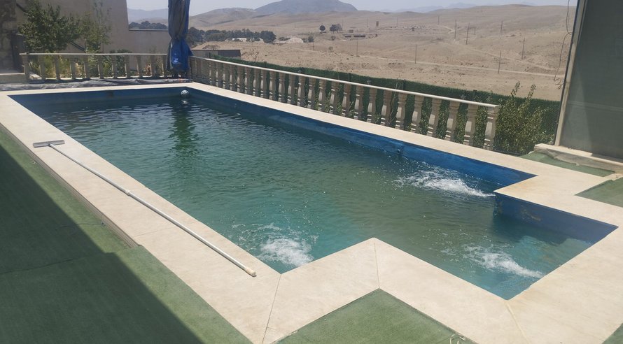 دوخوابه استخردار آبگرم برزو